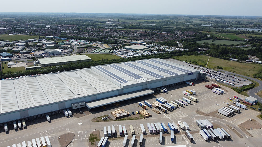 115,000m² Distribution Rooflight & Corrosion Treatment